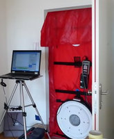 Neoporsteinhaus-Blower-Door-Test